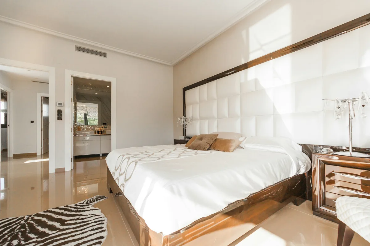 Vender o seu imóvel em 2026: Por que o "Home Staging" já não é opcional?